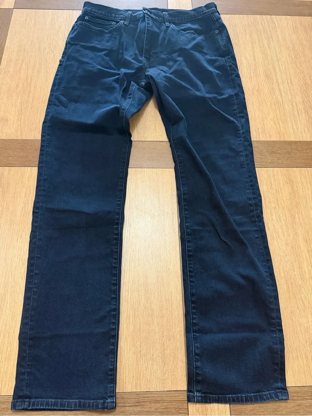 J.Crew men straight jeans size 33x34